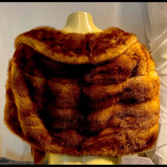 Sheared mink fur vintage cape - Picture 3 of 8